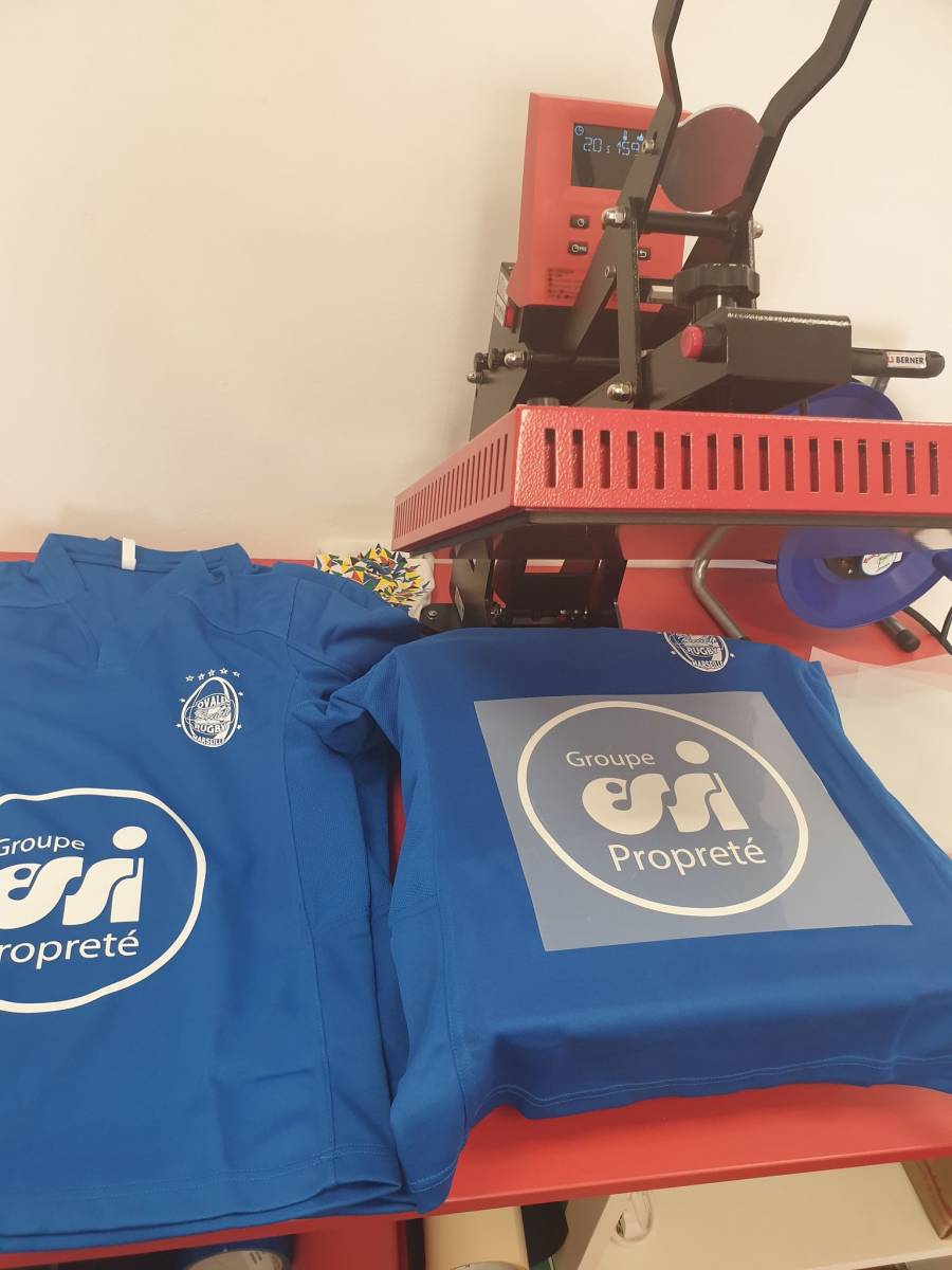 Marquage textile pour l'Association Ovale Beach Rugby à Marseille